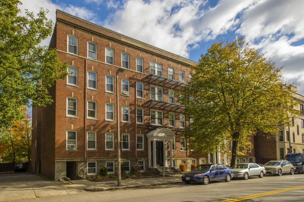 Studio bed, 1 bath apartment for rent at 288 Chestnut Hill Ave Unit 14, Brighton — photo 9 of 9