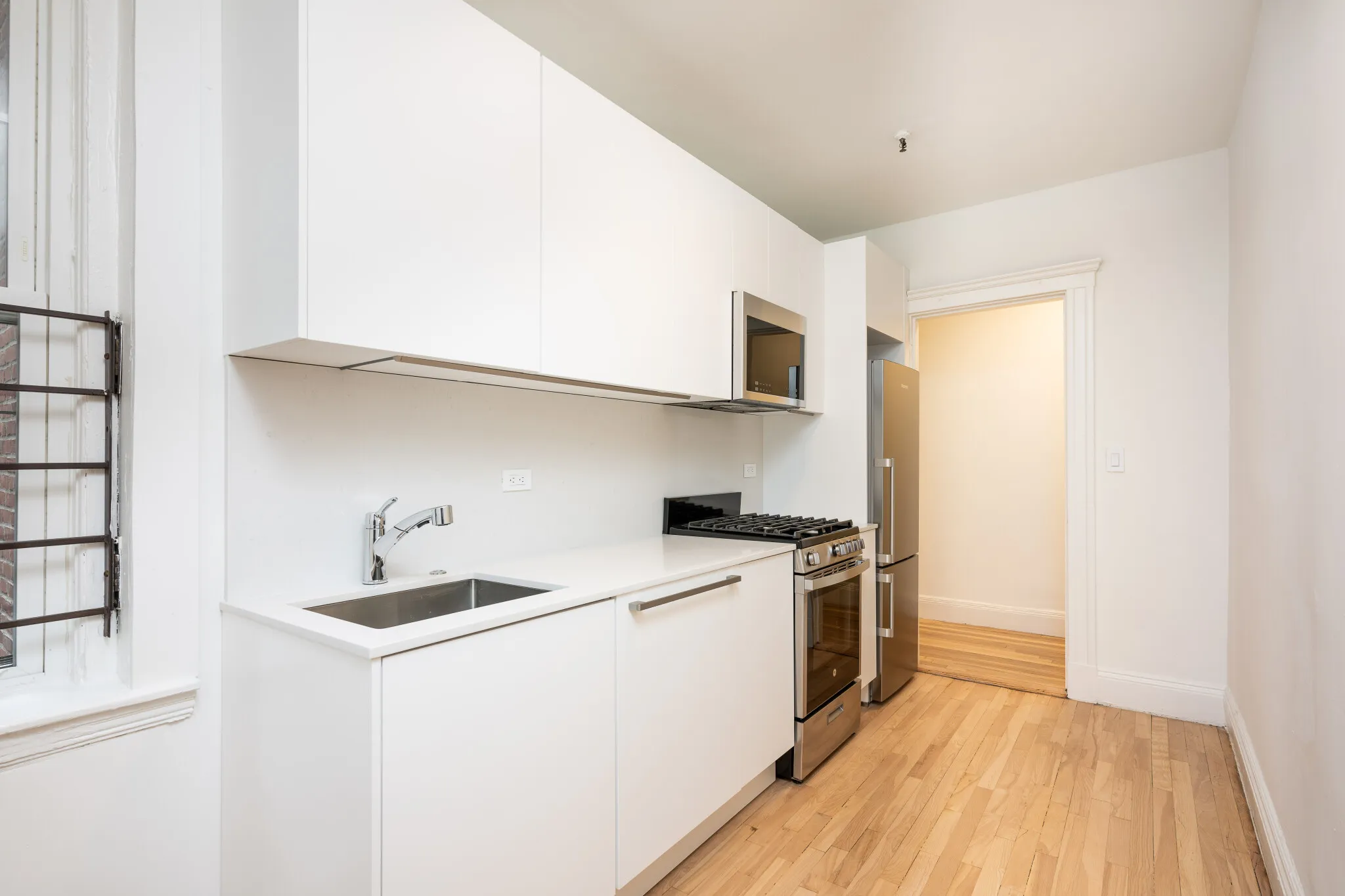 1 bed, 1 bath apartment for rent at 288 Chestnut Hill Ave Unit 6, Brighton — photo 2 of 7