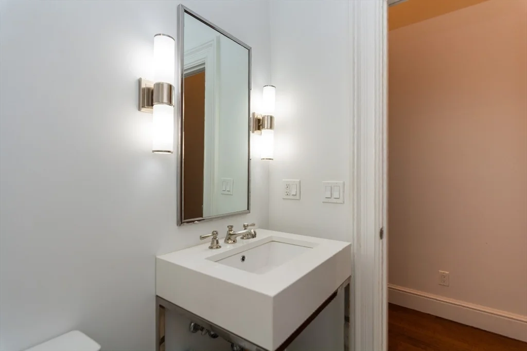 2 bed, 2 bath apartment for rent at 288 Commonwealth Ave Unit 1, Back Bay — photo 26 of 36