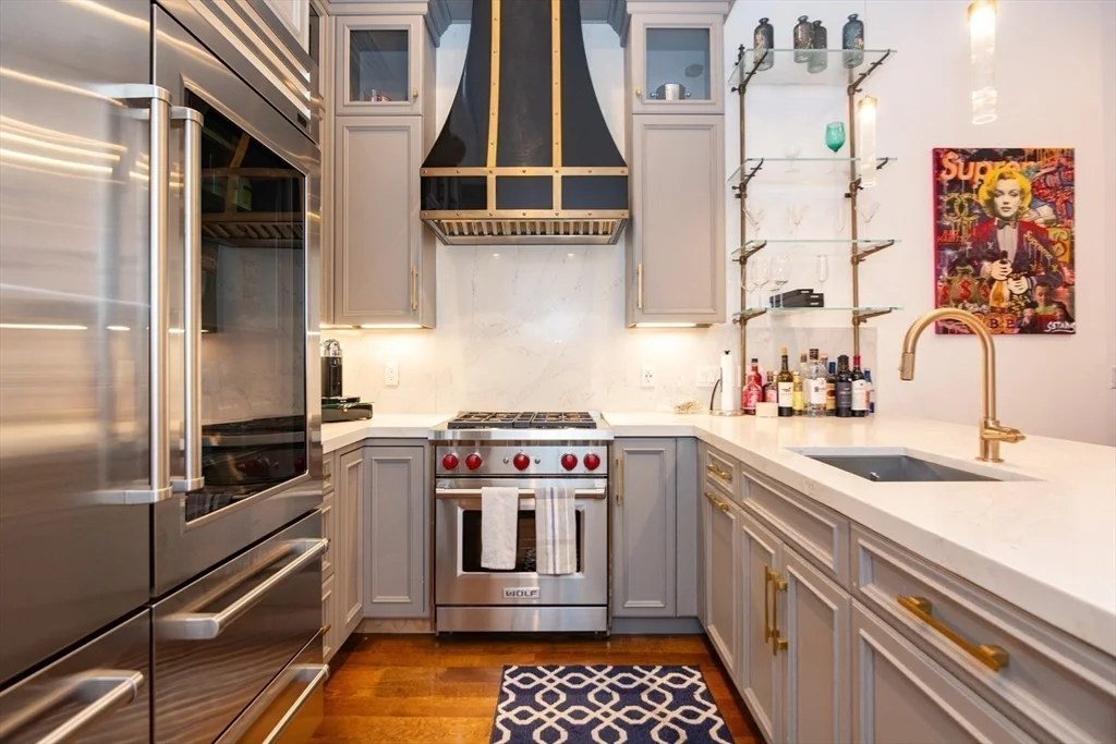 2 bed, 2 bath apartment for rent at 288 Commonwealth Ave Unit 1, Back Bay — photo 3 of 36