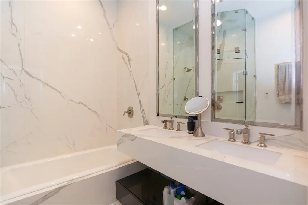 2 bed, 2 bath apartment for rent at 288 Commonwealth Ave Unit 1, Back Bay — photo 18 of 36