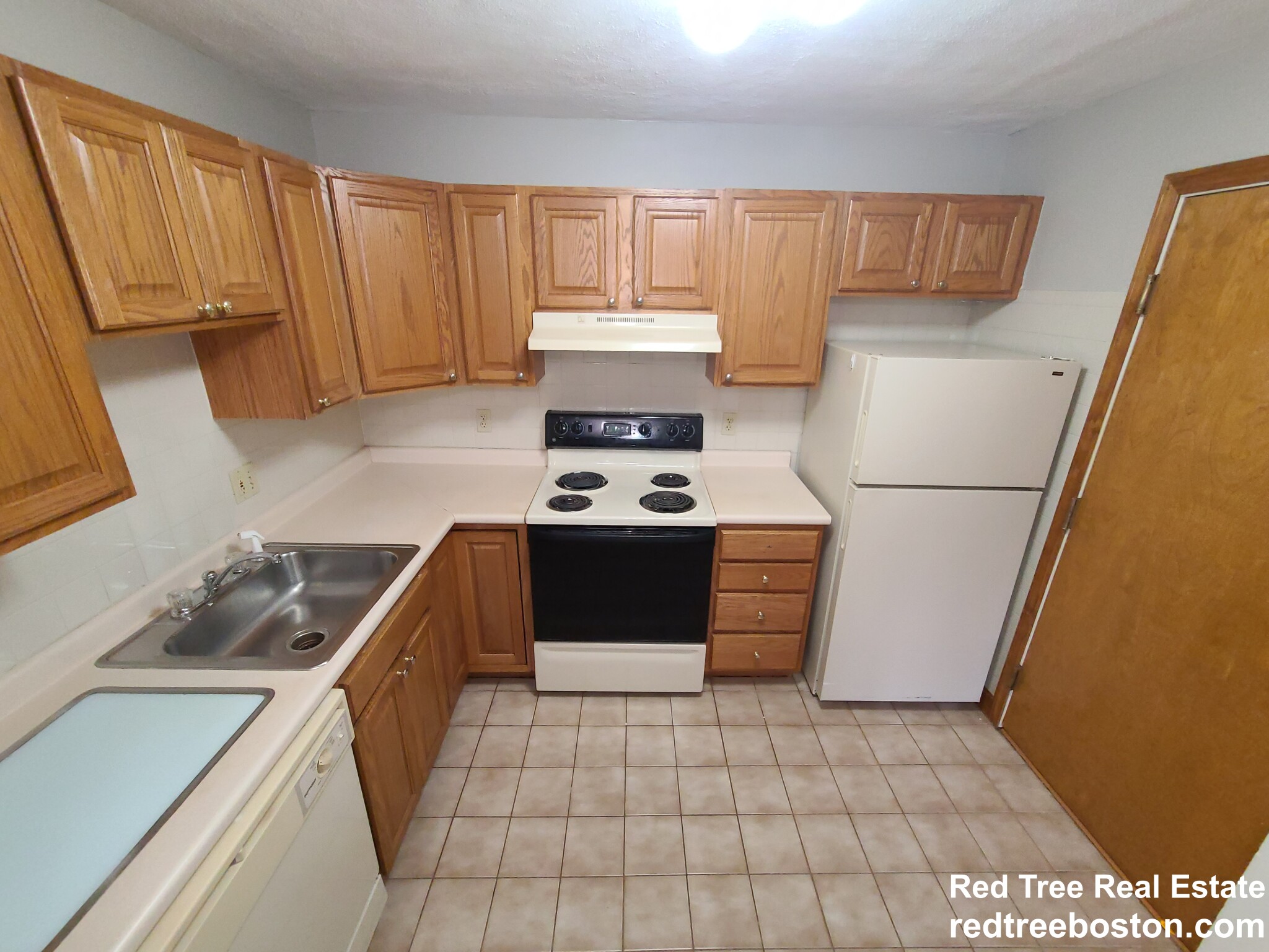 2 bed, 1 bath apartment for rent at 288 Grove St Unit 2, Auburndale — photo 9 of 25