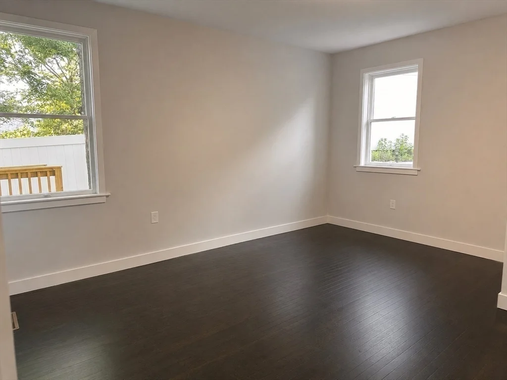 4 bed, 2 bath apartment for rent at 288 Grove St Unit 288, Clinton — photo 8 of 33