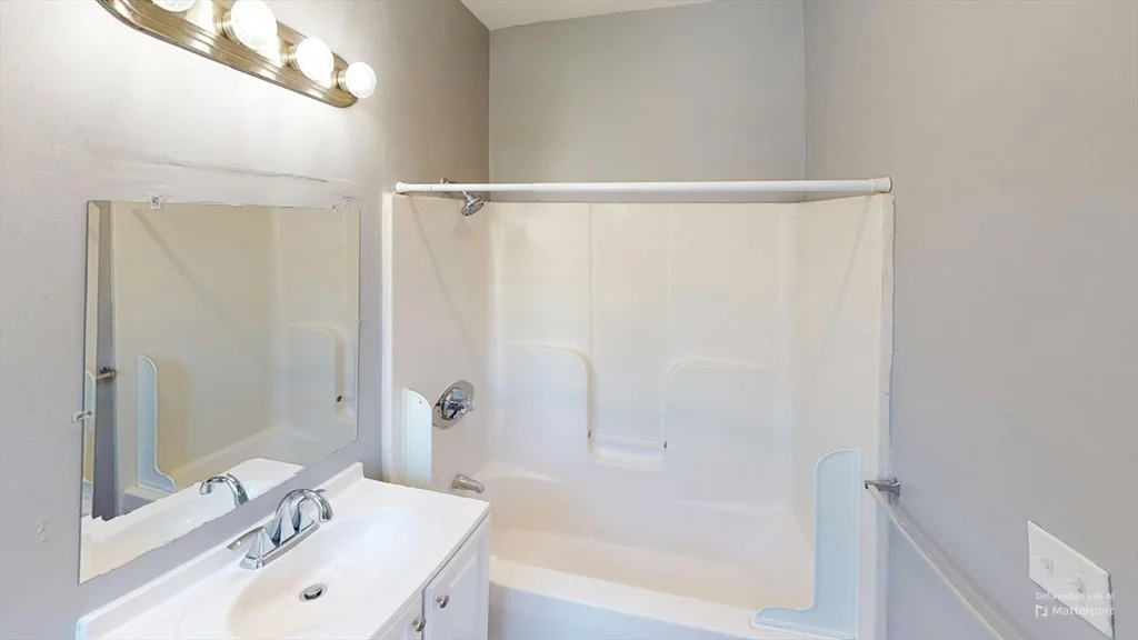 2 bed, 1 bath apartment for rent at 288 Highland St Unit 3, Roxbury — photo 5 of 10