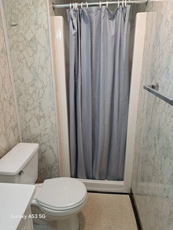 1 bed, 1 bath apartment for rent at 288 Main St Unit 2, Oxford — photo 6 of 9
