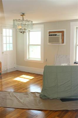 3 bed, 1 bath apartment for rent at 288 Main St Unit 2, South Medford — photo 1 of 6