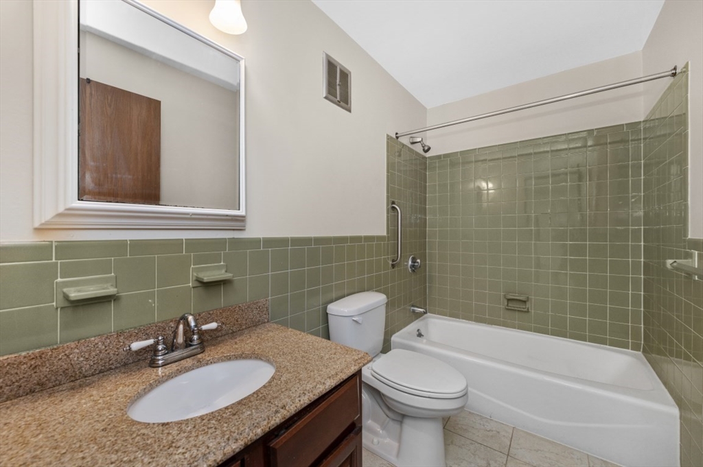 1 bed, 1 bath apartment for rent at 288 Main St Unit 305, Melrose — photo 7 of 10