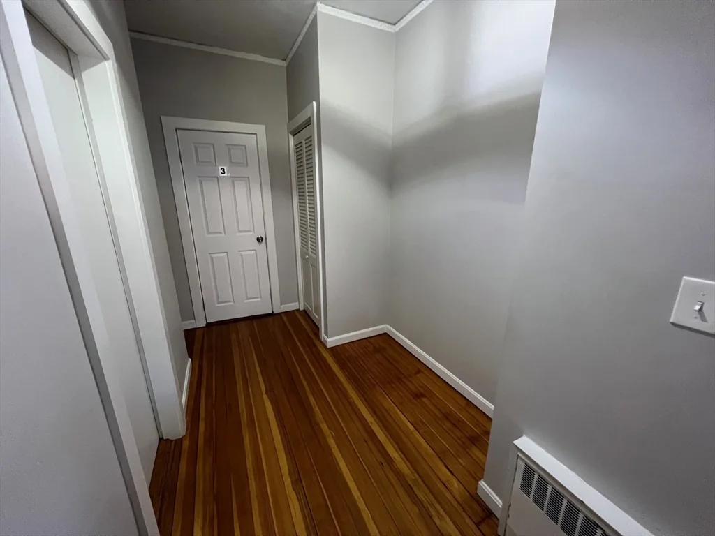 3 bed, 1 bath apartment for rent at 288 Meridian St Unit 1, East Boston — photo 17 of 24