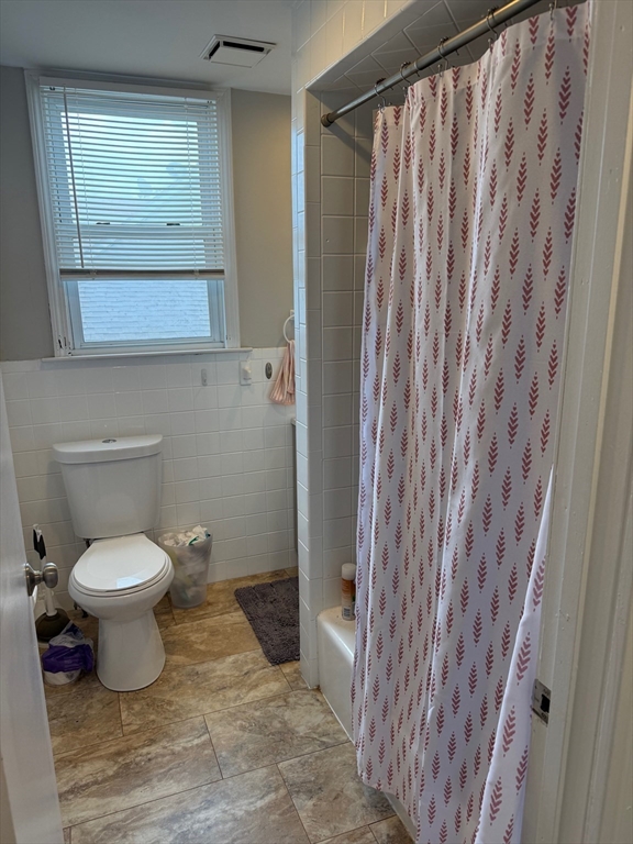 3 bed, 1 bath apartment for rent at 288 Meridian St Unit 3, East Boston — photo 11 of 32