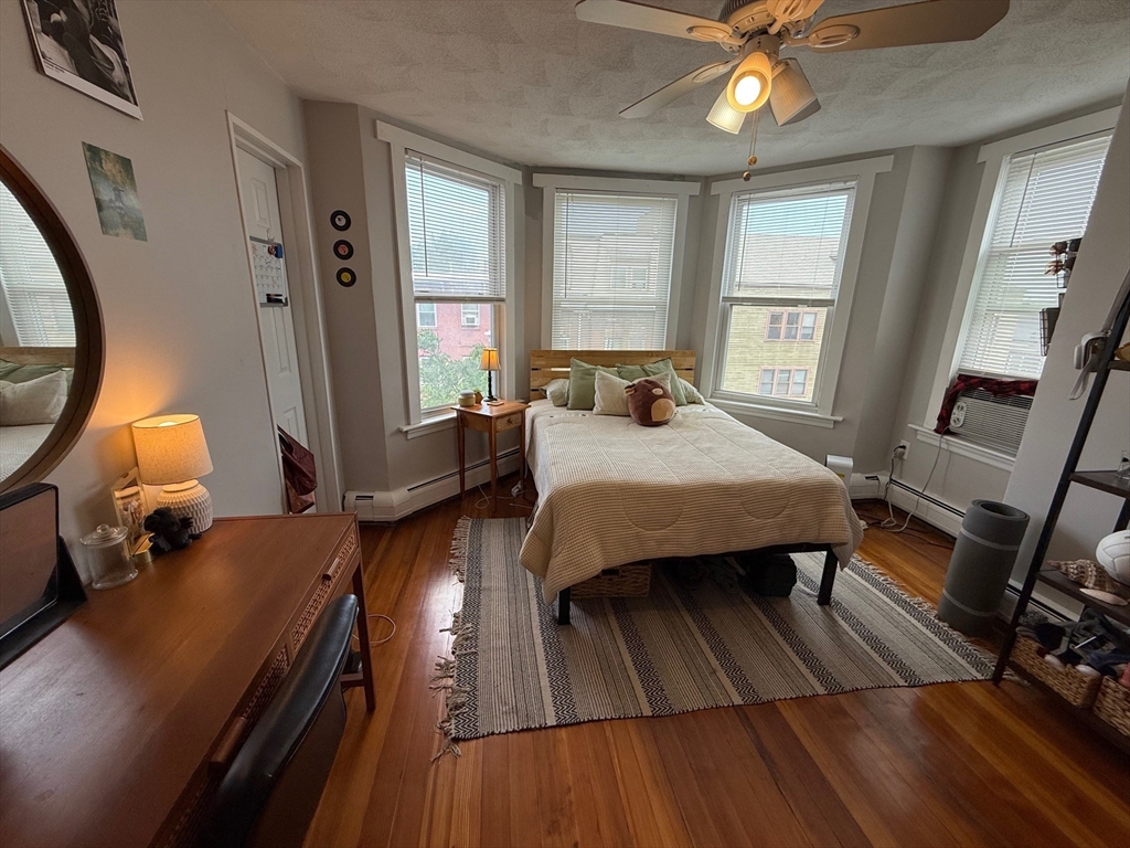 3 bed, 1 bath apartment for rent at 288 Meridian St Unit 3, East Boston — photo 16 of 32