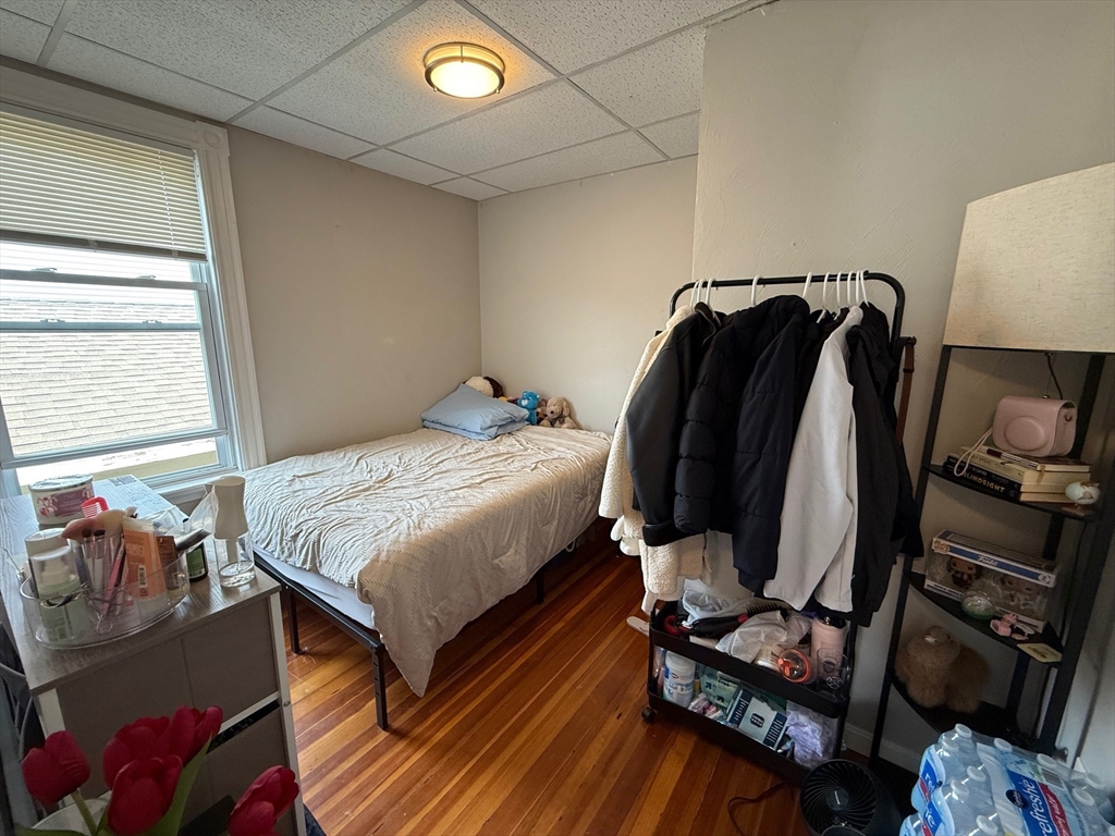3 bed, 1 bath apartment for rent at 288 Meridian St Unit 3, East Boston — photo 17 of 32