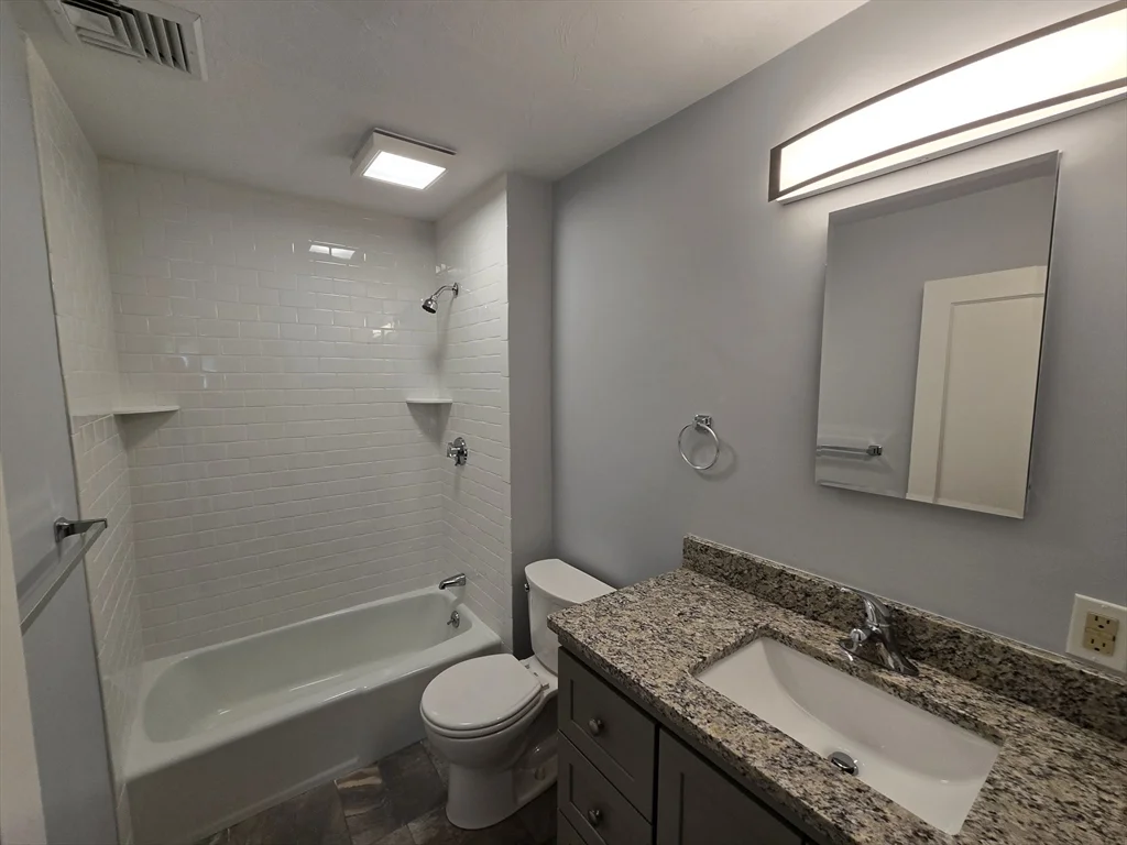 2 bed, 1 bath apartment for rent at 288 Pleasant St Unit 7, Stoughton — photo 18 of 24
