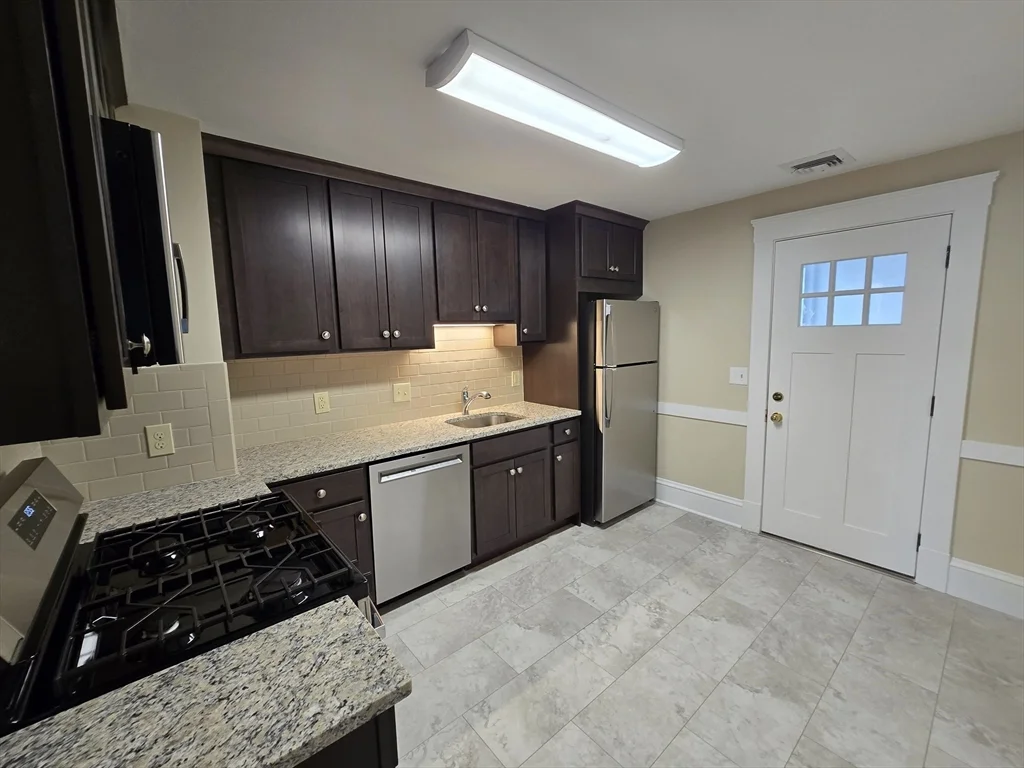 2 bed, 1 bath apartment for rent at 288 Pleasant St Unit 7, Stoughton — photo 2 of 24