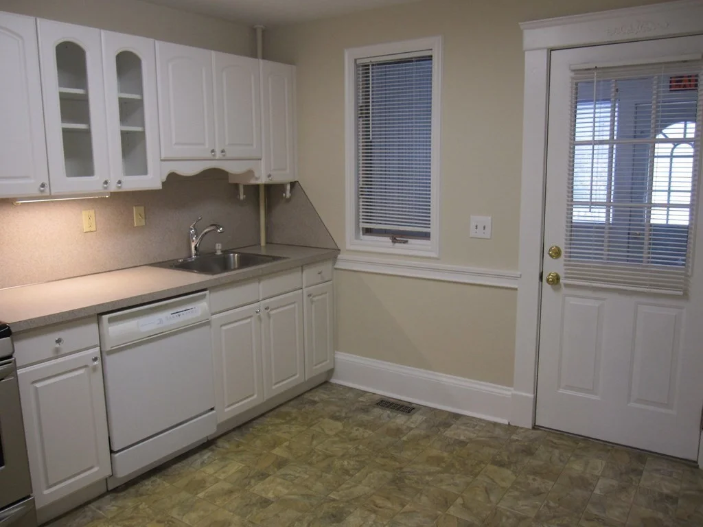 2 bed, 1 bath apartment for rent at 288 Pleasant Unit 1, Stoughton — photo 15 of 32