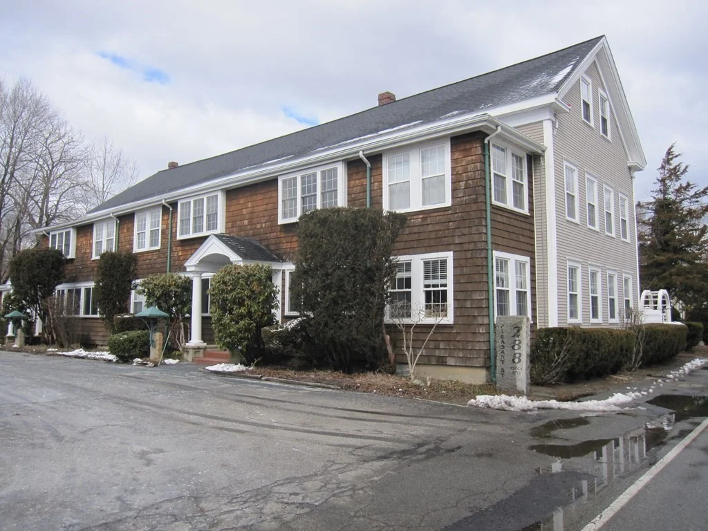 2 bed, 1 bath apartment for rent at 288 Pleasant Unit 1, Stoughton