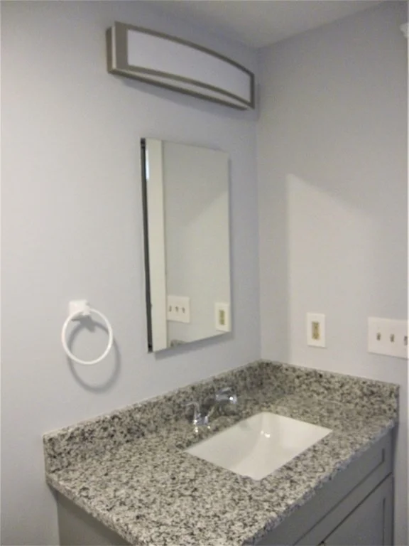 2 bed, 1 bath apartment for rent at 288 Pleasant Unit 1, Stoughton — photo 25 of 32