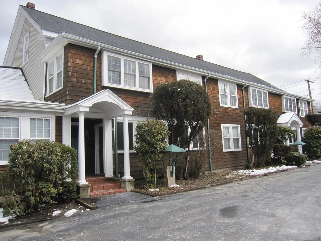 2 bed, 1 bath apartment for rent at 288 Pleasant Unit 1, Stoughton — photo 2 of 32