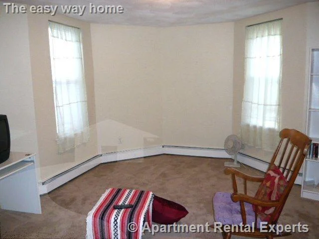 2 bed, 1 bath apartment for rent at 288 Prospect St Unit 4, Inman Square — photo 2 of 5