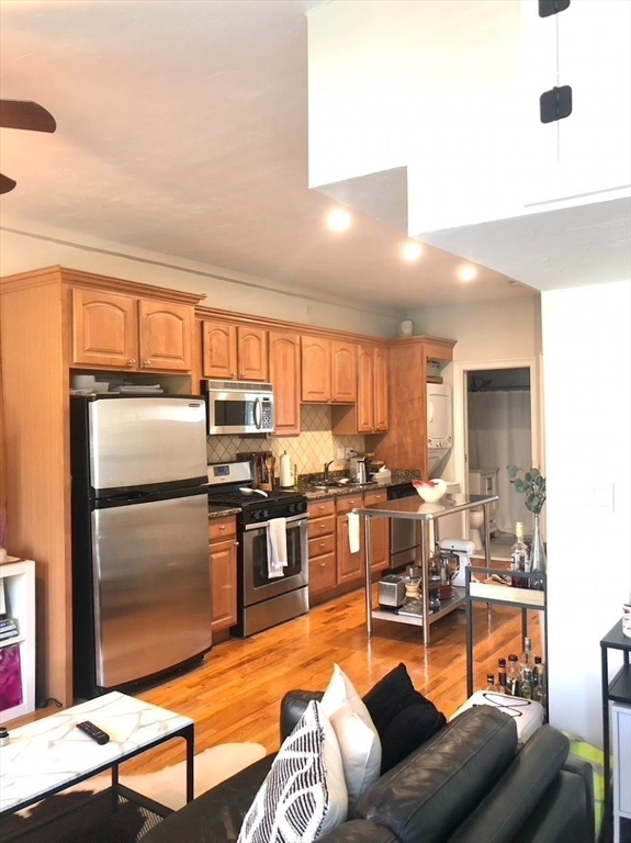 1 bed, 1 bath apartment for rent at 288 W 3rd St Unit 2, South Boston — photo 3 of 13