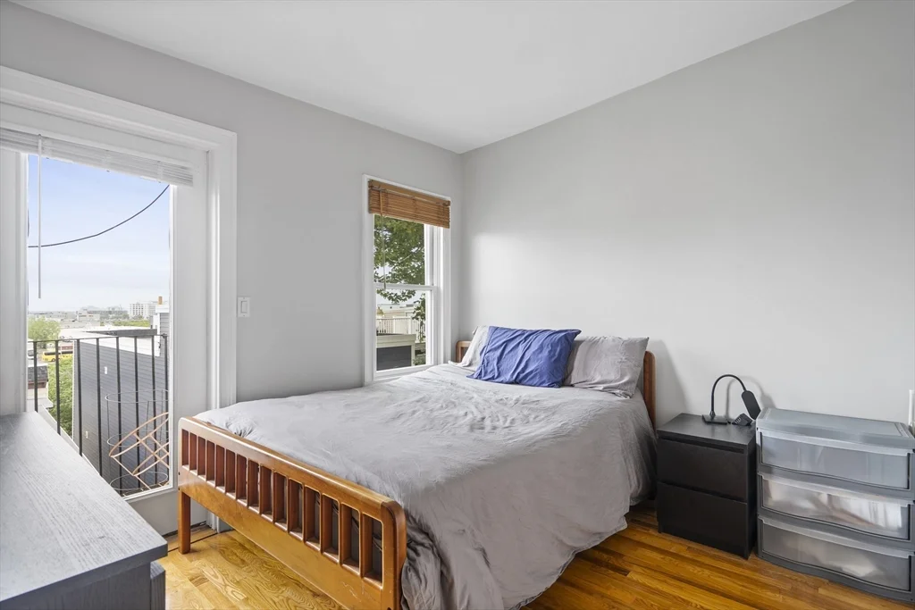 1 bed, 1 bath apartment for rent at 288 W 3rd St Unit 3, South Boston — photo 6 of 10