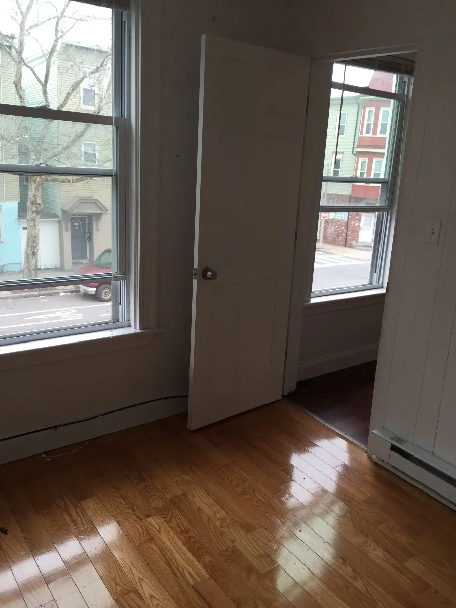 2 bed, 1 bath apartment for rent at 289 Chelsea St Unit 2, East Boston — photo 7 of 11