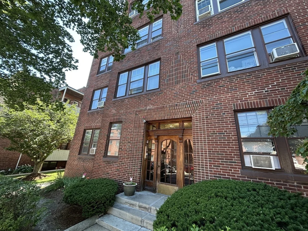 3 bed, 1 bath apartment for rent at 289 Corey Rd Unit 1, Brighton — photo 1 of 17