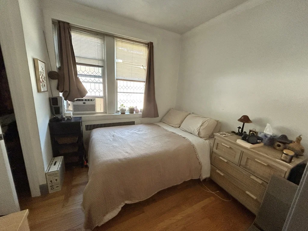 3 bed, 1 bath apartment for rent at 289 Corey Rd Unit 1, Brighton — photo 7 of 17