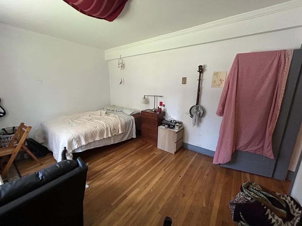 3 bed, 1 bath apartment for rent at 289 Corey Rd Unit 1, Brighton — photo 13 of 17