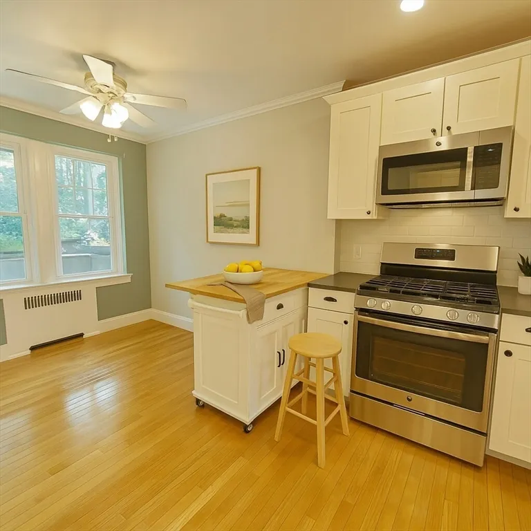 2 bed, 1 bath apartment for rent at 289 Corey Rd Unit 6, Brighton — photo 8 of 27