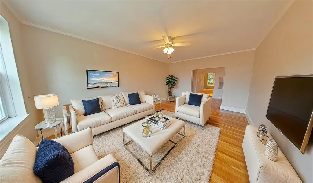 2 bed, 1 bath apartment for rent at 289 Corey Rd Unit 6, Brighton — photo 2 of 27