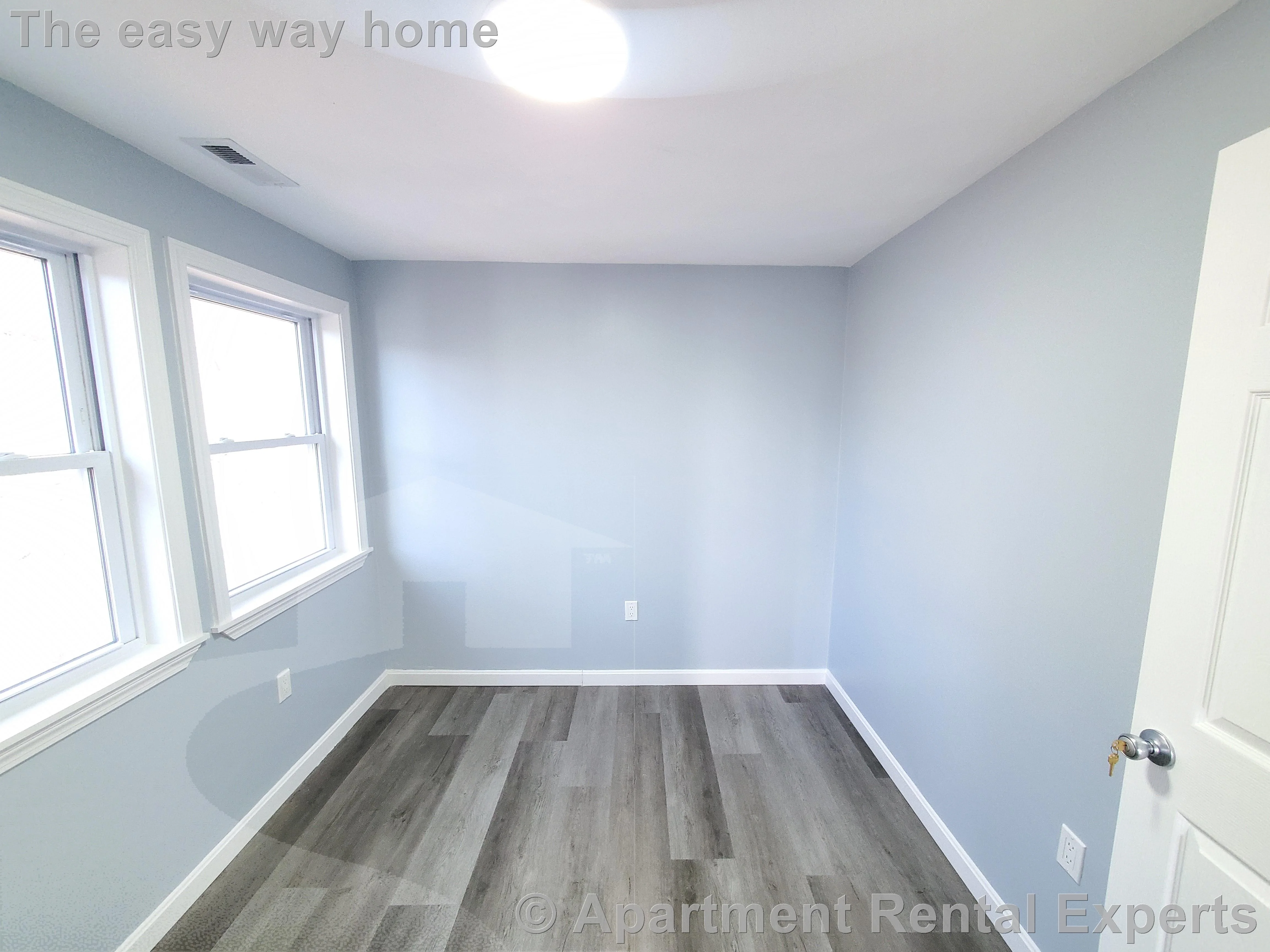 2 bed, 1 bath apartment for rent at 289 Fellsway West Unit 2, Medford Square — photo 3 of 12