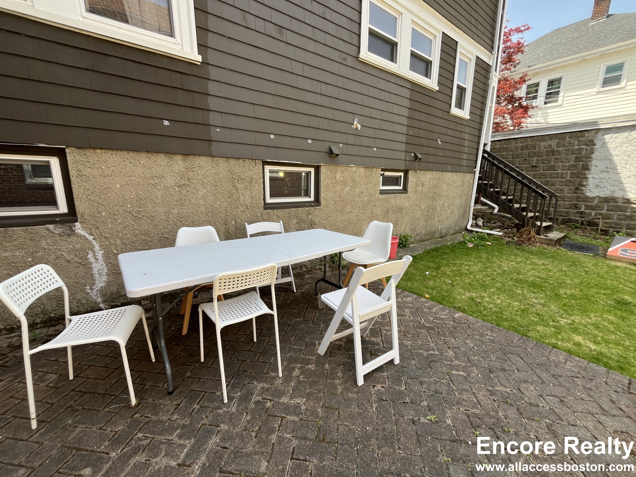 4 bed, 1 bath apartment for rent at 289 Foster St Unit 1d, Brighton — photo 20 of 23
