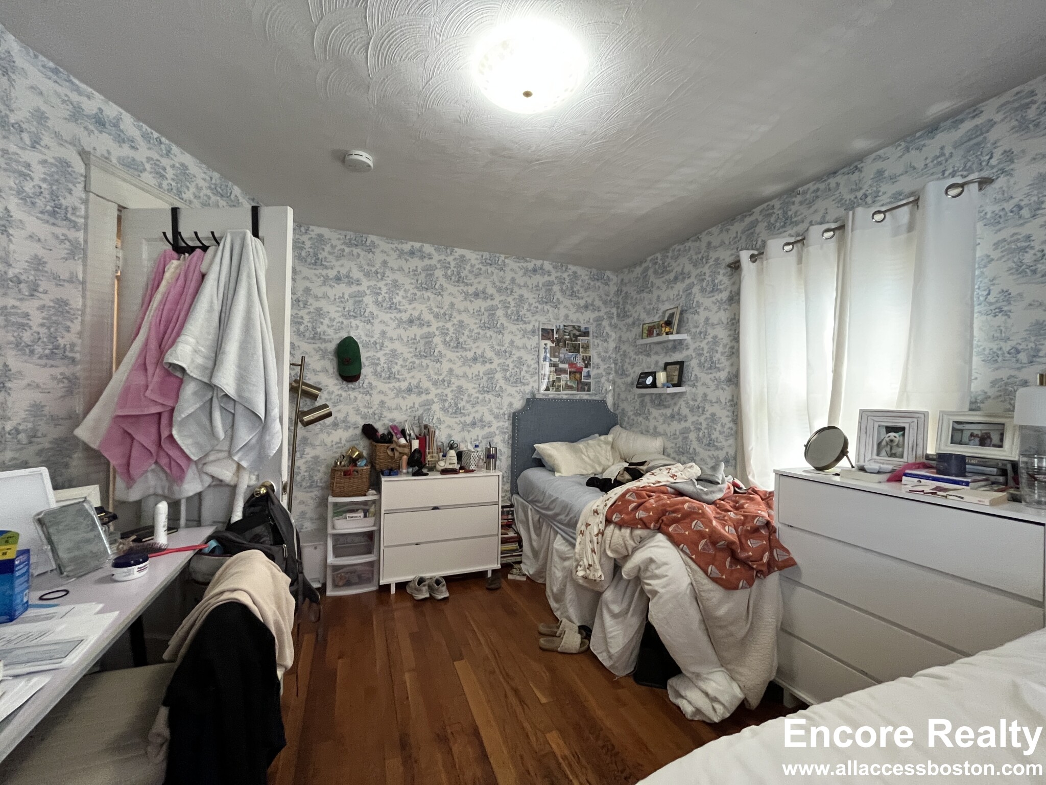 4 bed, 1 bath apartment for rent at 289 Foster St Unit 1d, Brighton — photo 17 of 23