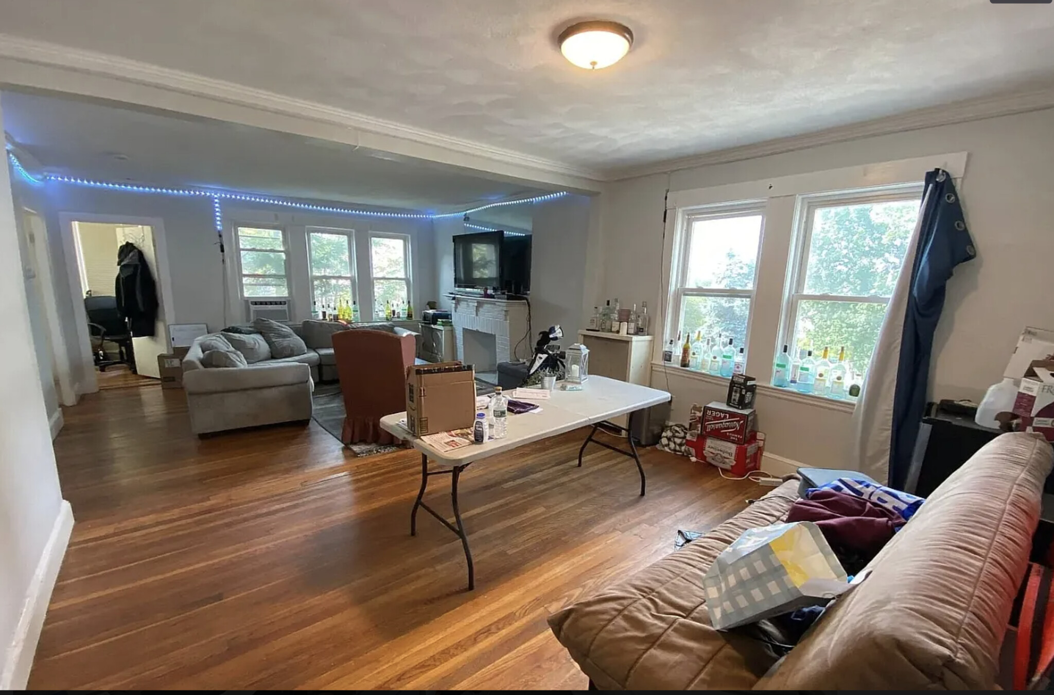 4 bed, 1 bath apartment for rent at 289 Foster Unit 1, Brighton — photo 11 of 12