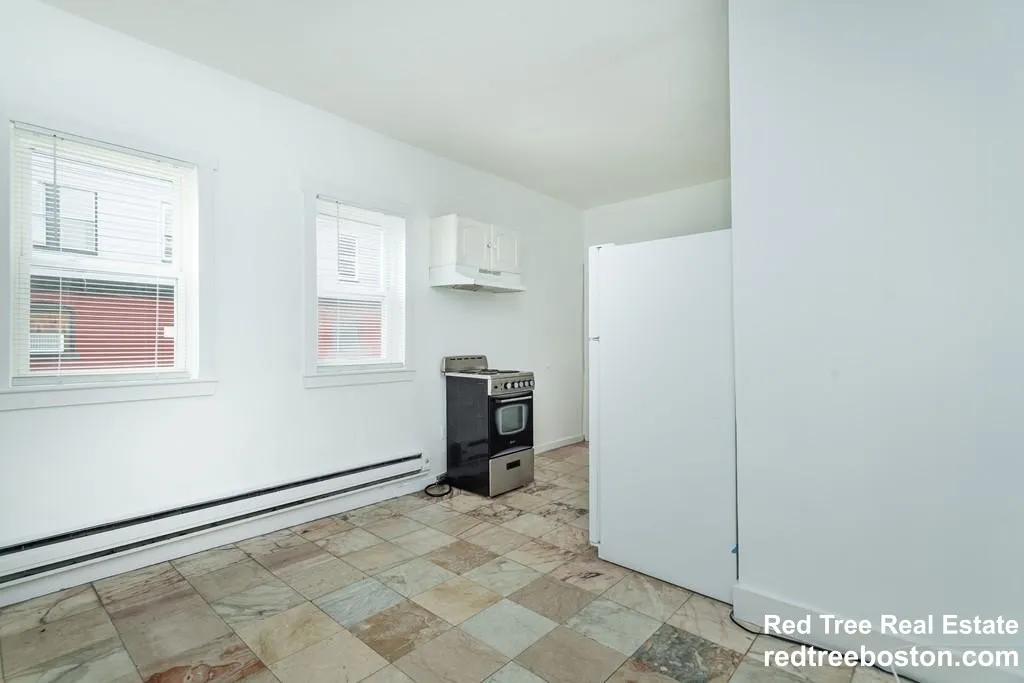 1 bed, 1 bath apartment for rent at 289 Hancock St Unit 1, Dorchester — photo 5 of 11