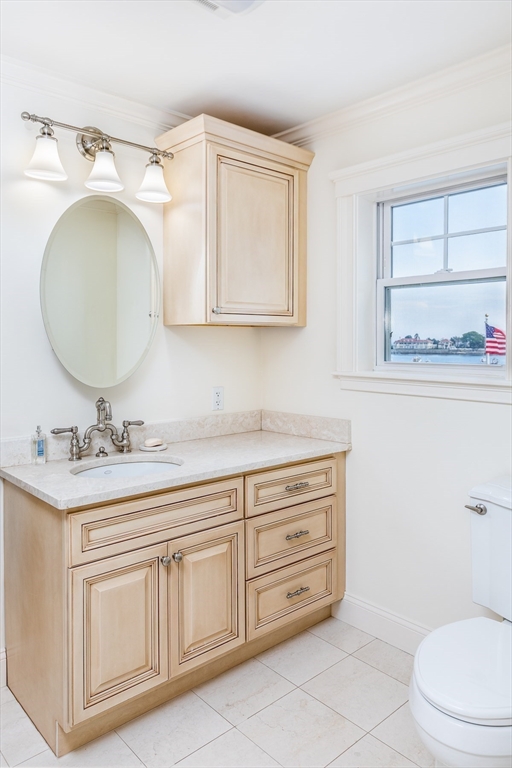 2 bed, 2 bath apartment for rent at 289 Humphrey St Unit 3, Swampscott — photo 10 of 12