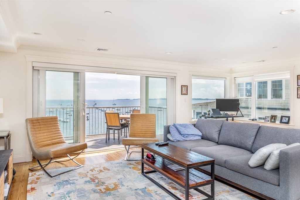 2 bed, 2 bath apartment for rent at 289 Humphrey St Unit 3, Swampscott — photo 3 of 12