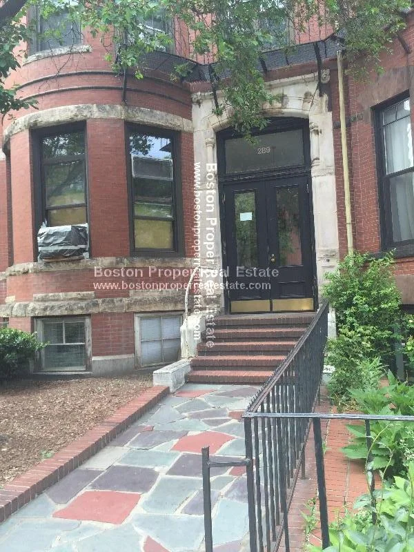 Studio bed, 1 bath apartment for rent at 289 Newbury St Unit 1, Back Bay — photo 7 of 8