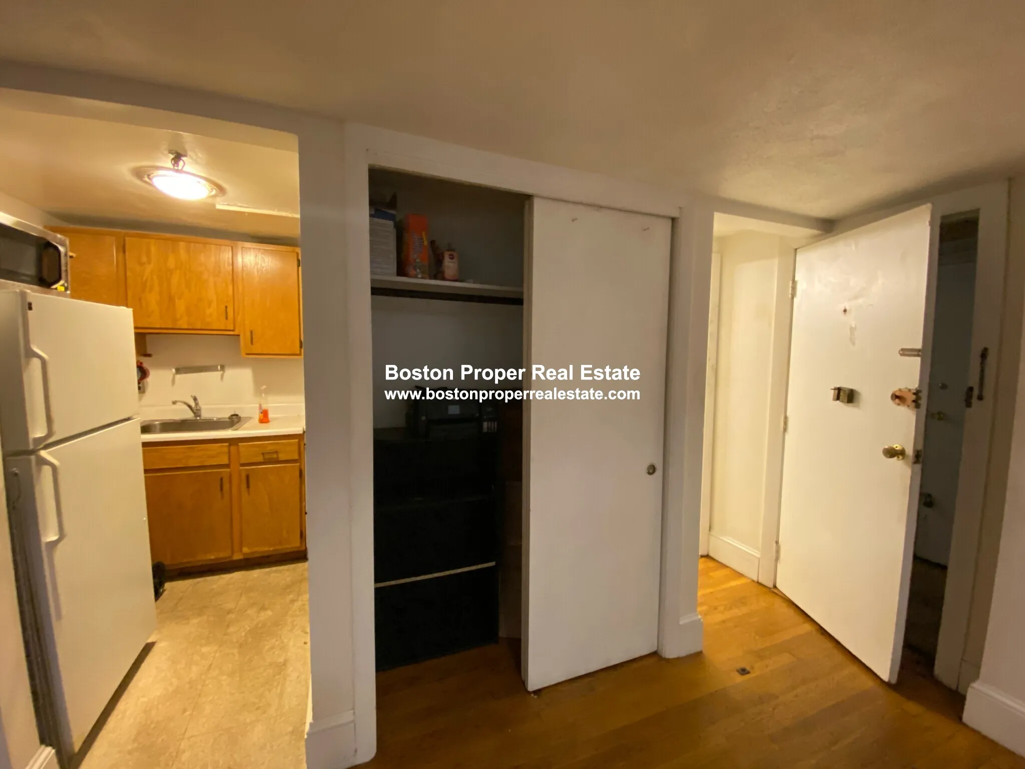 Studio bed, 1 bath apartment for rent at 289 Newbury St Unit 1, Back Bay — photo 8 of 8