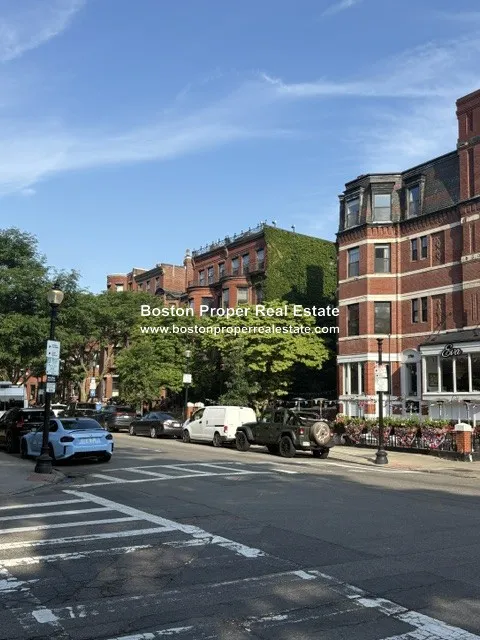 Studio bed, 1 bath apartment for rent at 289 Newbury St Unit 1, Back Bay — photo 1 of 8