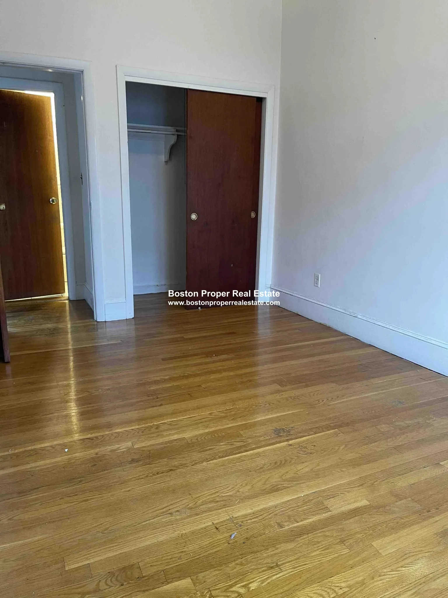 1 bed, 1 bath apartment for rent at 289 Newbury St Unit 9, Back Bay — photo 7 of 10