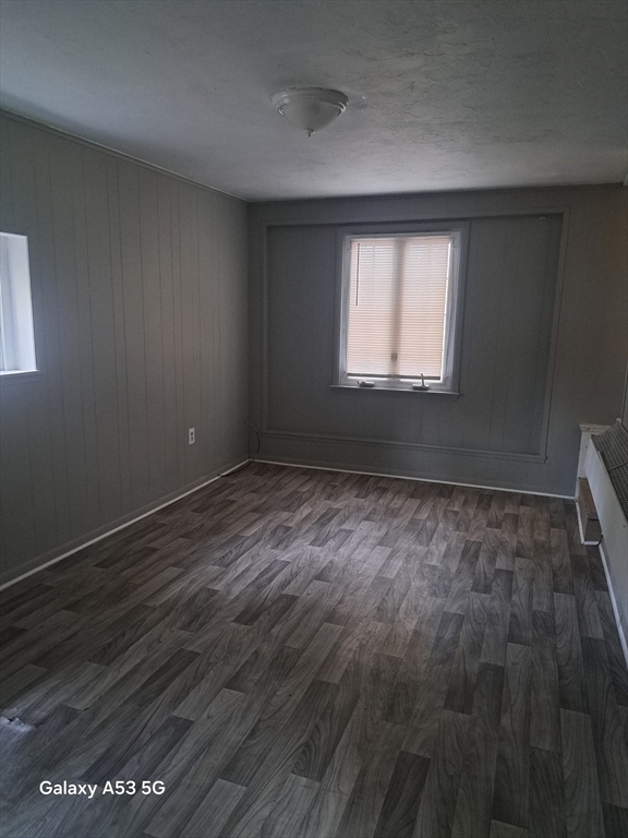 2 bed, 1 bath apartment for rent at 289 Richards Ave, Paxton — photo 13 of 26