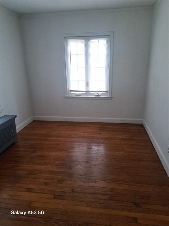 2 bed, 1 bath apartment for rent at 289 Richards Ave, Paxton — photo 12 of 26