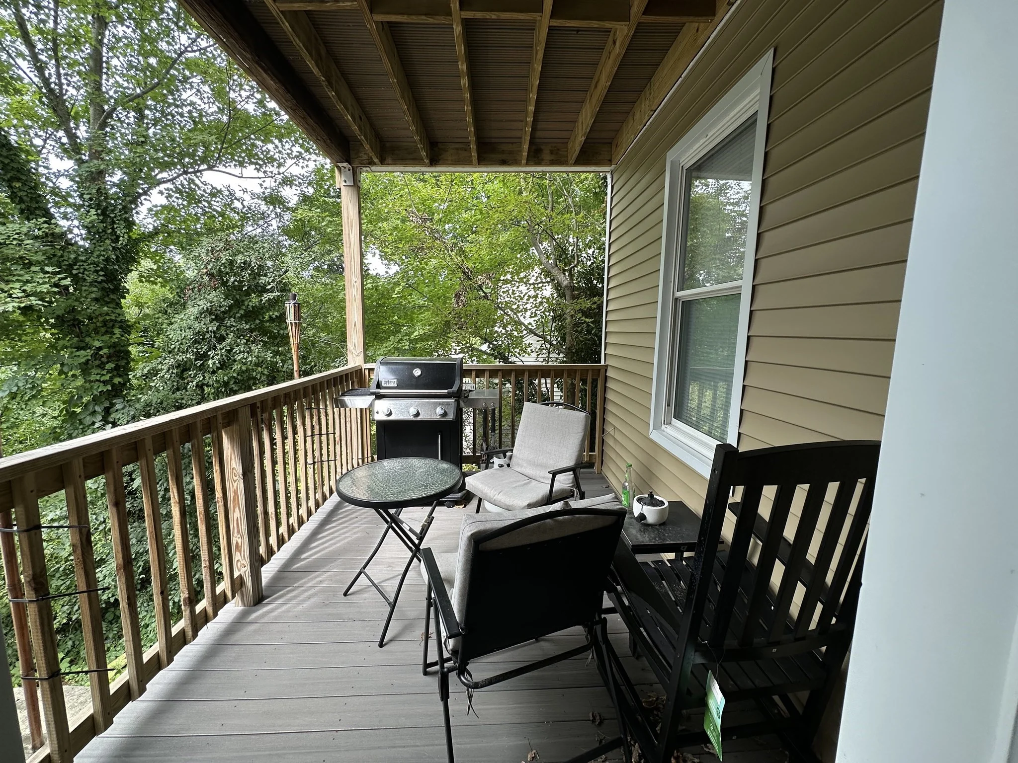 2 bed, 1 bath apartment for rent at 289 Thacher St Unit 1, Milton — photo 3 of 11
