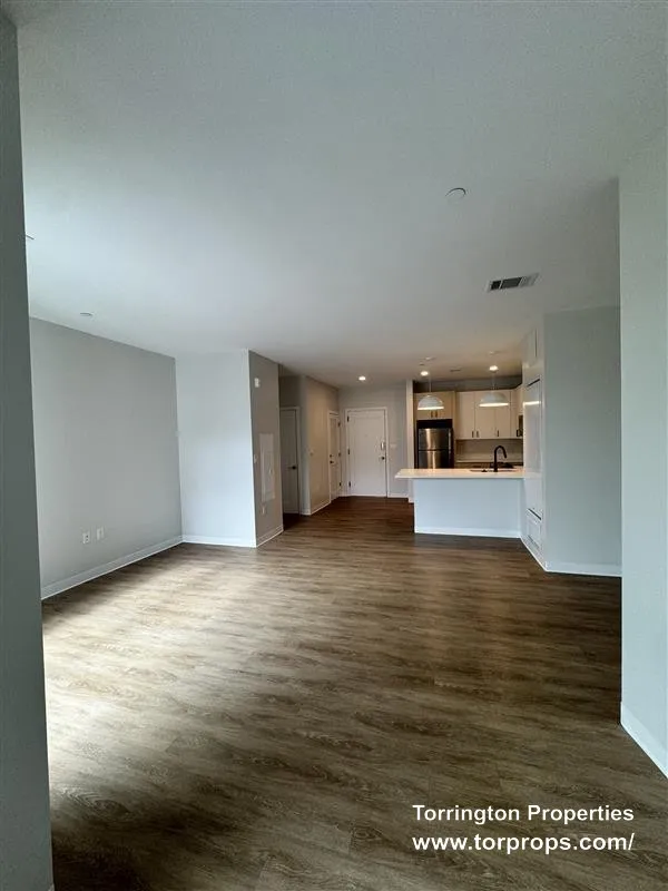 1.5 bed, 1 bath apartment for rent at 289 Walk Hill St Unit 0306, Roslindale — photo 11 of 33