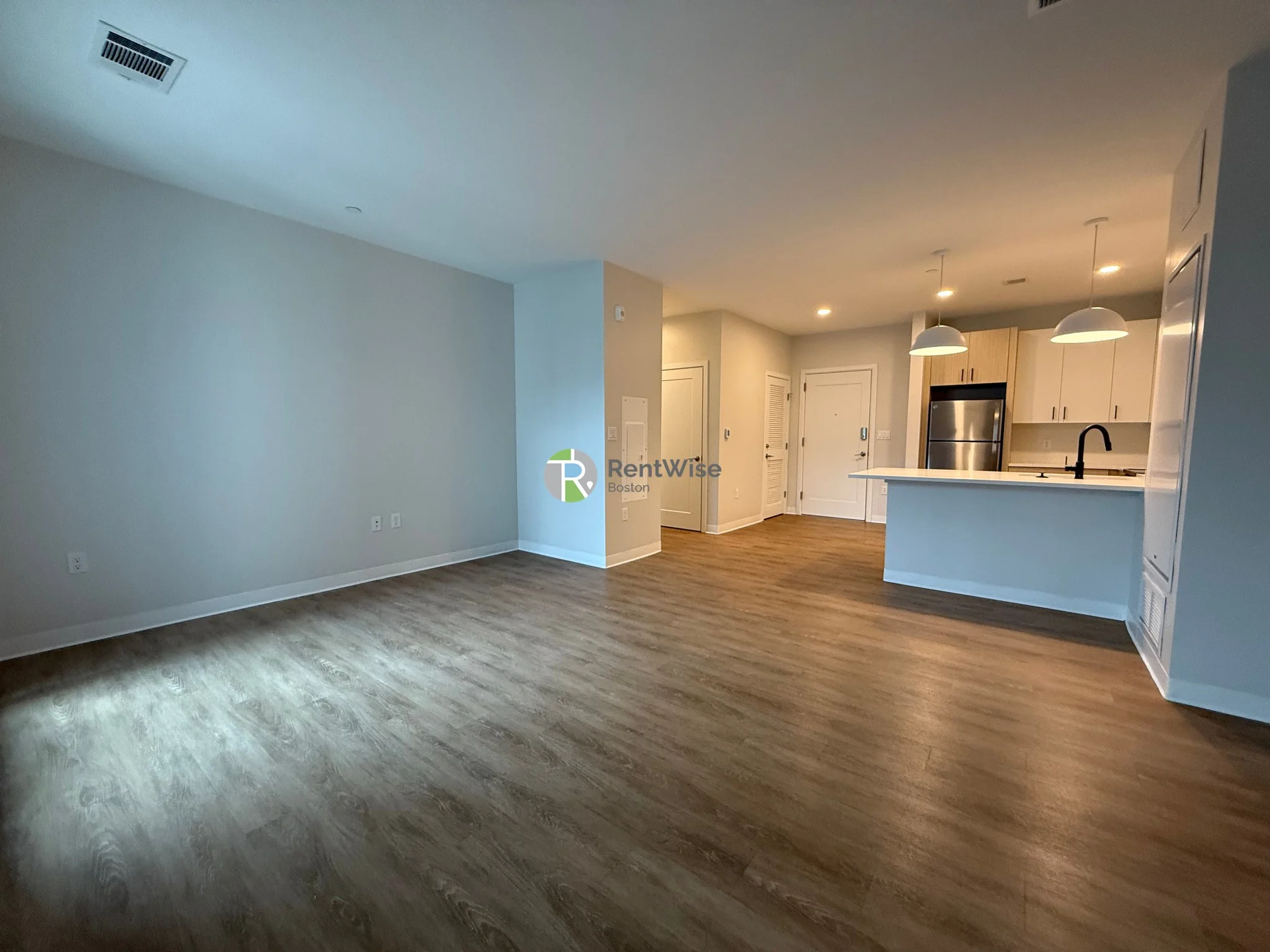 1.5 bed, 1 bath apartment for rent at 289 Walk Hill St Unit 0306, Roslindale — photo 8 of 33