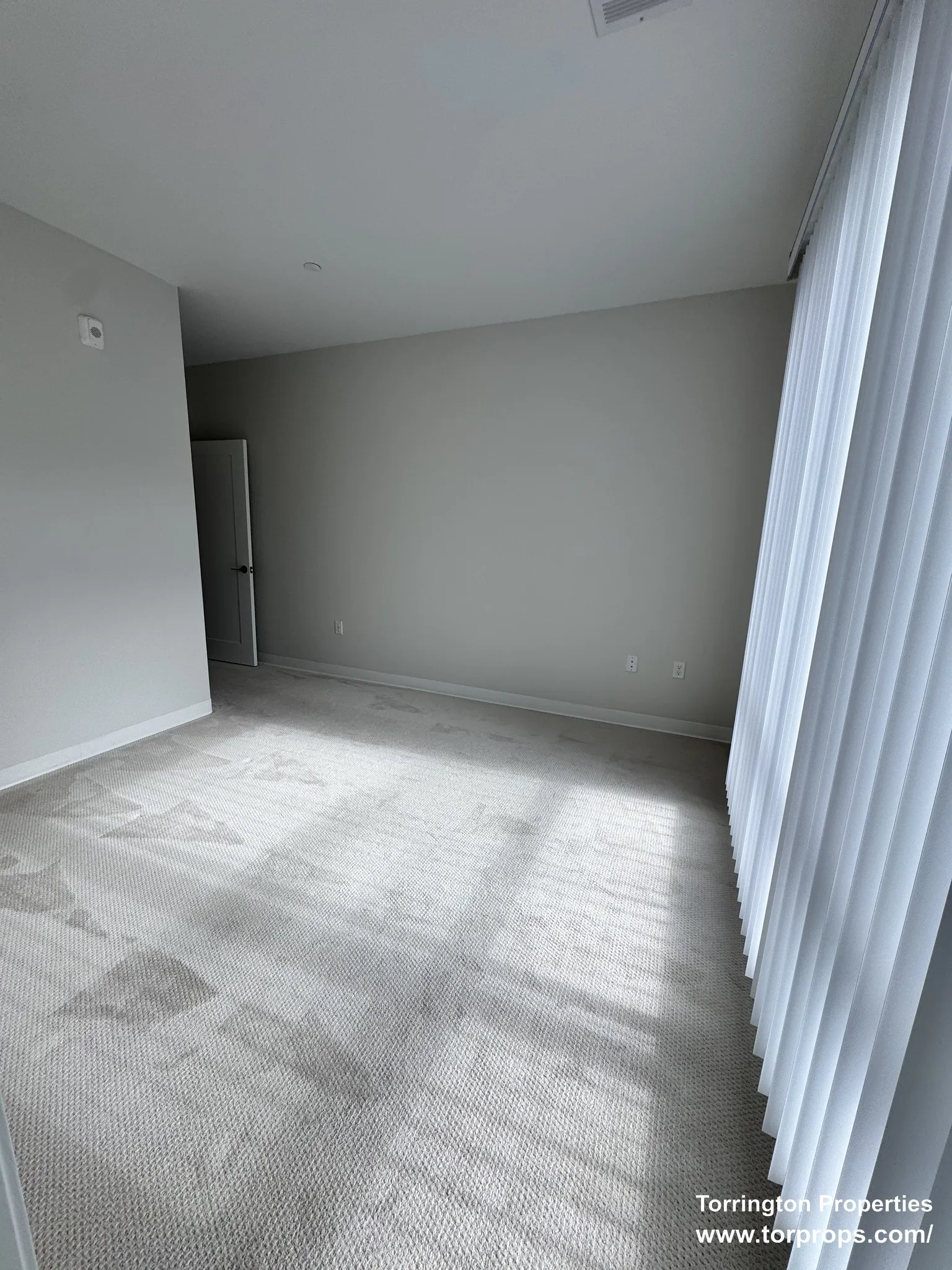 1.5 bed, 1 bath apartment for rent at 289 Walk Hill St Unit 0306, Roslindale — photo 16 of 33