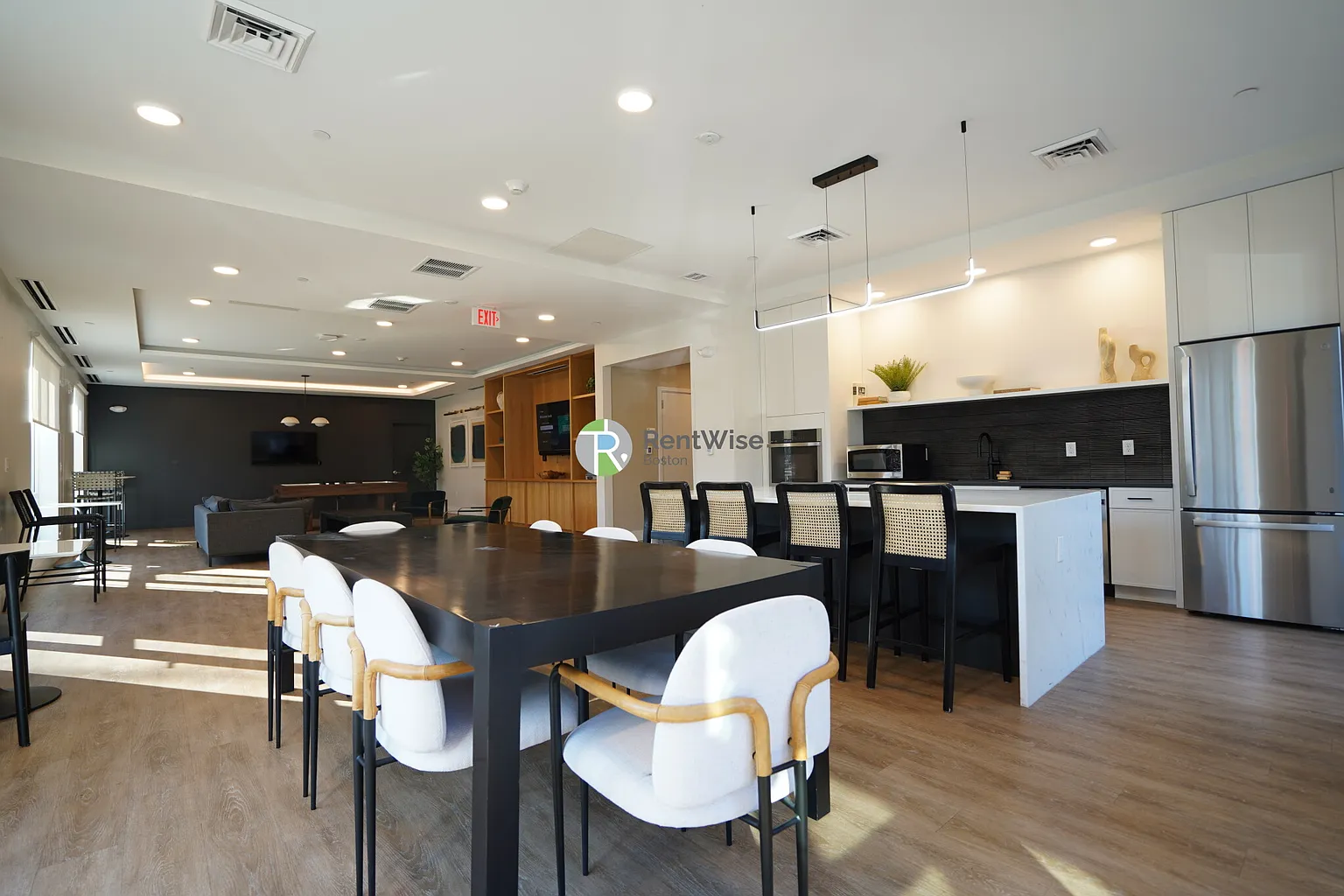 1 bed, 1 bath apartment for rent at 289 Walk Hill St Unit 301, Roslindale — photo 16 of 17