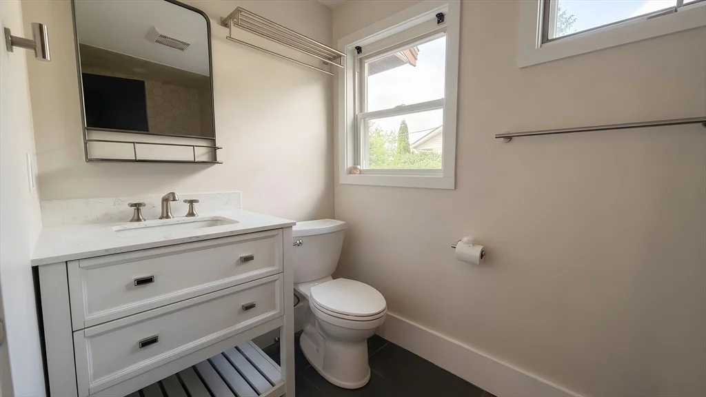 2 bed, 1 bath apartment for rent at 289 Walnut St Unit 1, Stoughton — photo 15 of 24