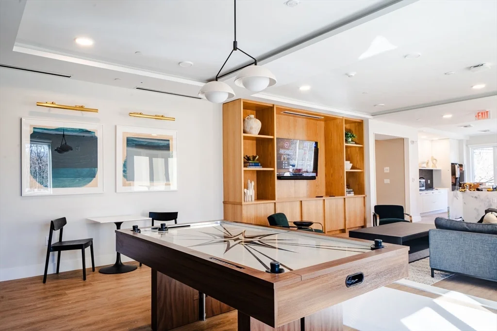 1 bed, 1 bath apartment for rent at 289A Walk Hill St Unit 423, Boston — photo 18 of 24